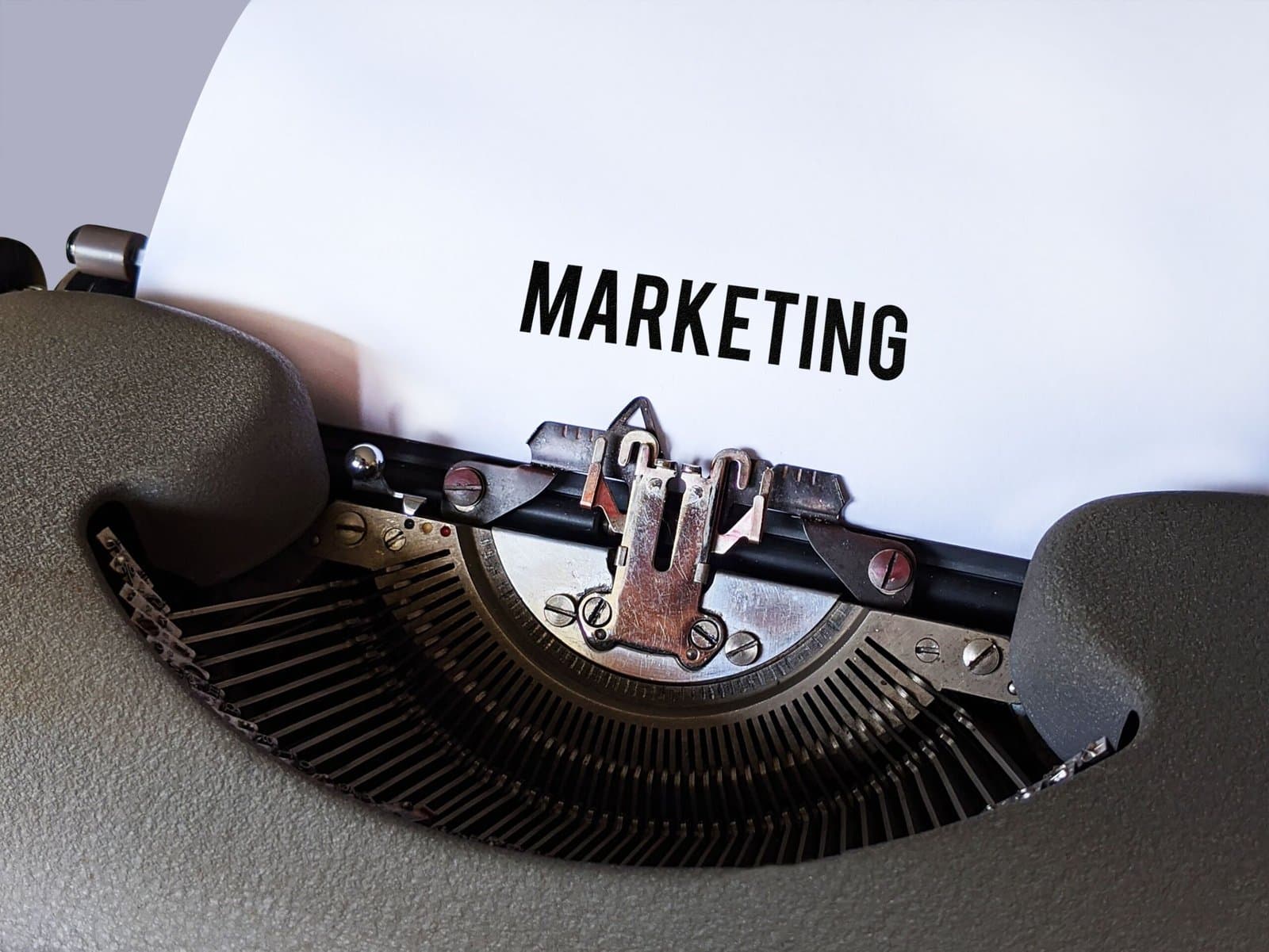 Social Media Reporting Improves ROI Measurement